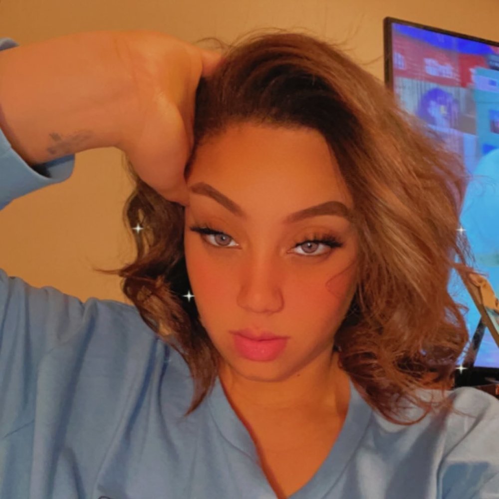 Meet your Posher, Destiny